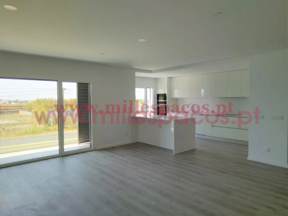 Apartamento T3 para Venda em Montijo e Afonsoeiro Foto 1