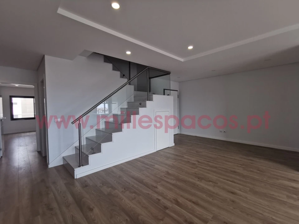 Apartamento T4 para Venda em Montijo e Afonsoeiro Foto 13