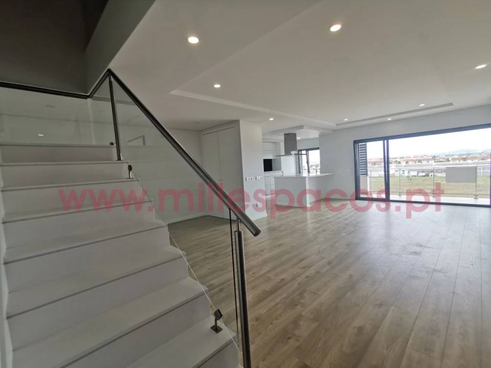 Apartamento T4 para Venda em Montijo e Afonsoeiro Foto 16
