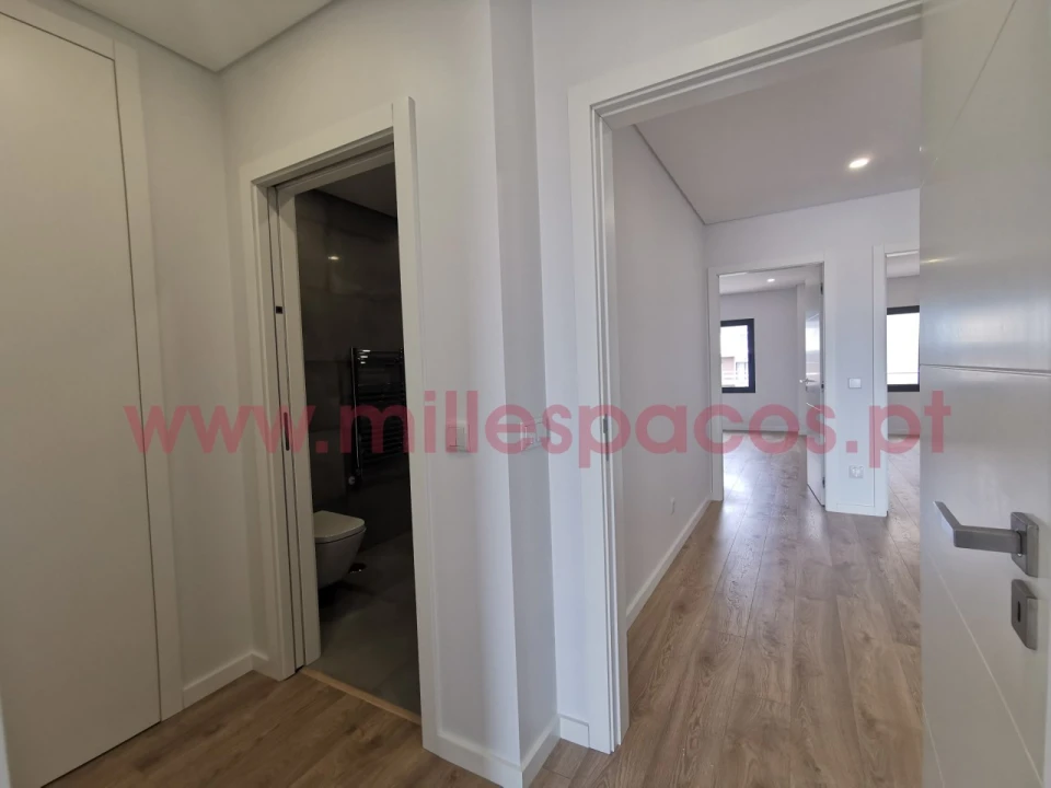 Apartamento T4 para Venda em Montijo e Afonsoeiro Foto 26