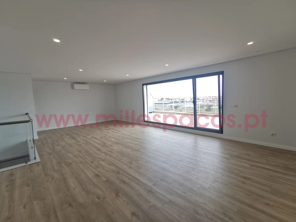 Apartamento T4 para Venda em Montijo e Afonsoeiro Foto 33