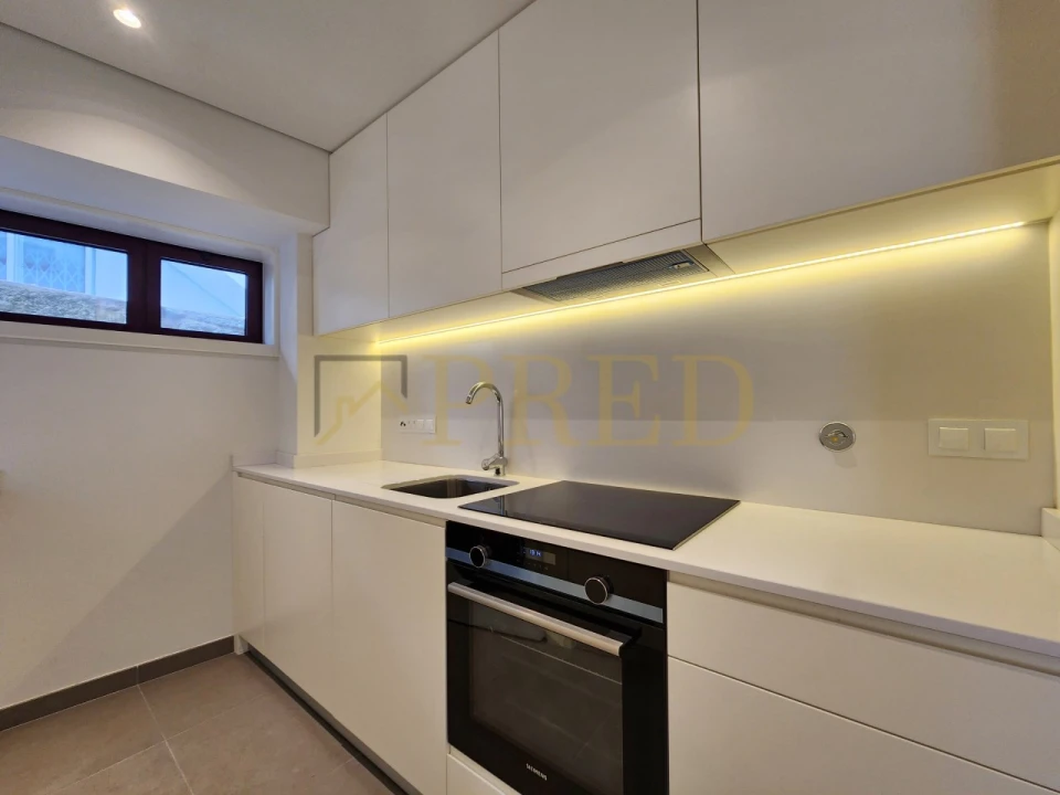Apartamento T2 para Arrendamento em Aldoar, Foz do Douro e Nevogilde Foto 10