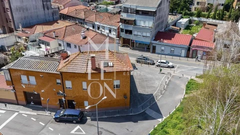Moradia T5 para Venda em Rio Tinto
