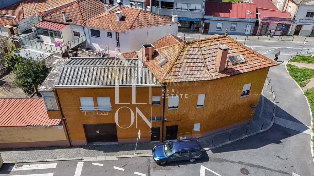 Moradia T5 para Venda em Rio Tinto Foto 33