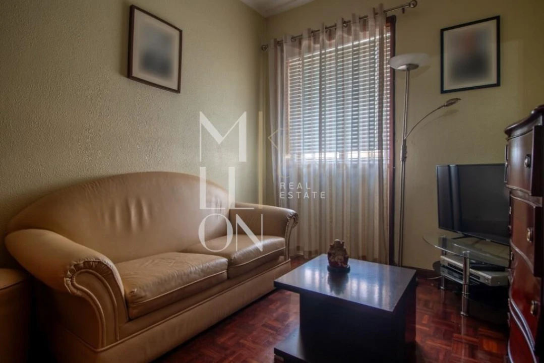 Moradia T5 para Venda em Rio Tinto Foto 16