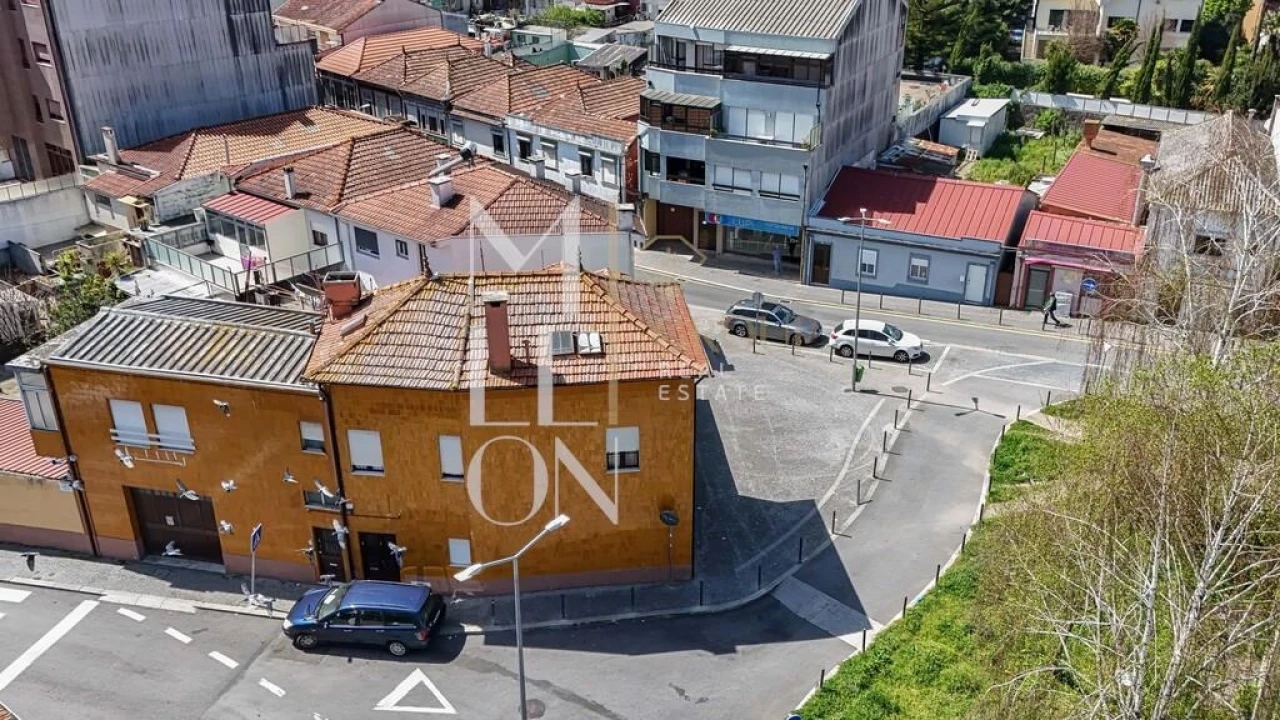 Moradia T5 para Venda em Rio Tinto Foto 36