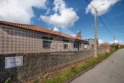 Moradia T4 para Venda em Glória e Vera Cruz
