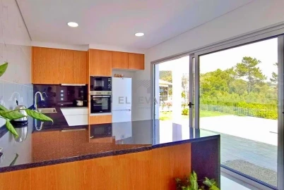 Moradia T3 para Venda em Prazeres