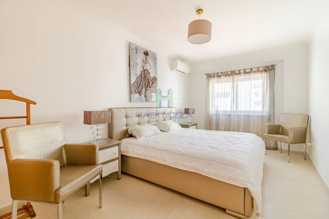 Apartamento T2 para Arrendamento em Lagos (São Sebastião e Santa Maria) Foto 17