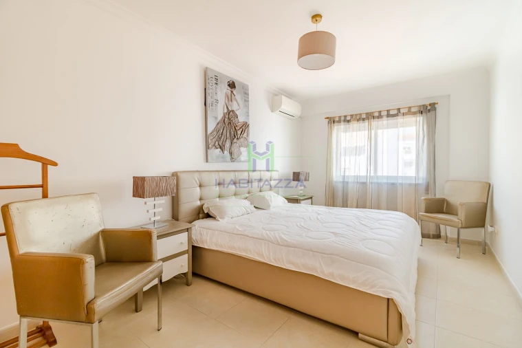 Apartamento T2 para Arrendamento em Lagos (São Sebastião e Santa Maria) Foto 17