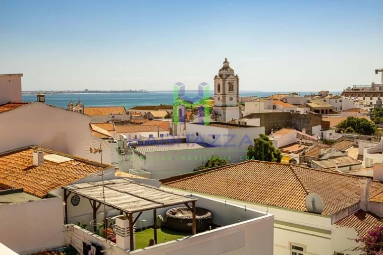 Apartamento T2 para Arrendamento em Lagos (São Sebastião e Santa Maria) Foto 23