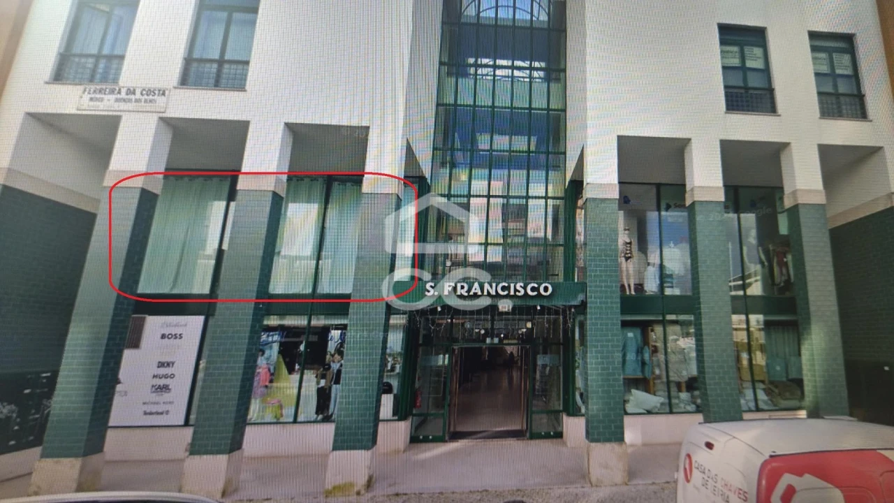 Negócio para Arrendamento em Leiria, Pousos, Barreira e Cortes Foto 1