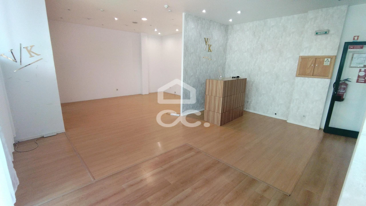 Negócio para Arrendamento em Leiria, Pousos, Barreira e Cortes Foto 9