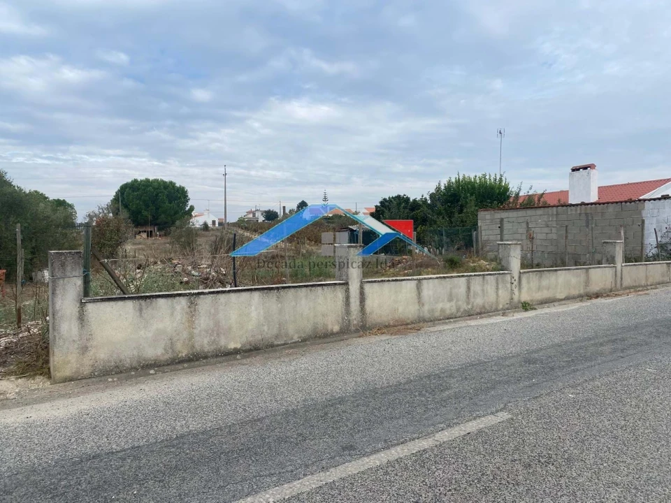 Moradia T1 para Venda em Coruche, Fajarda e Erra Foto 3