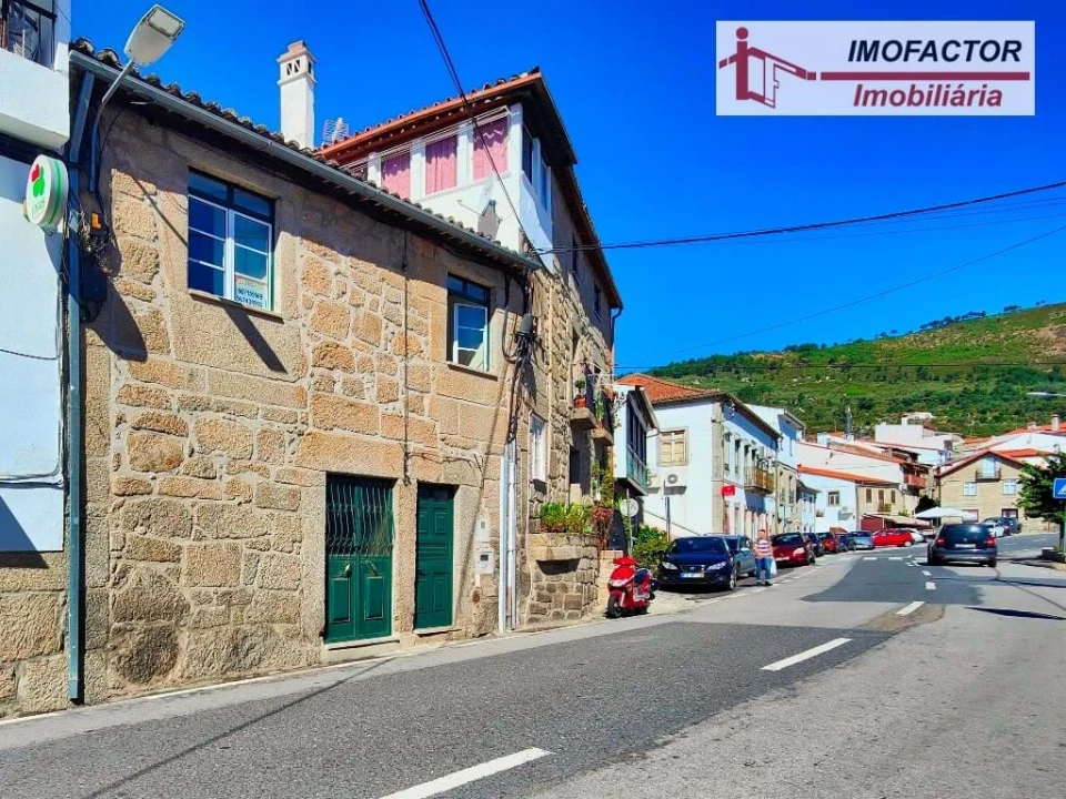 Moradia T2 para Venda em Alpedrinha Foto 2