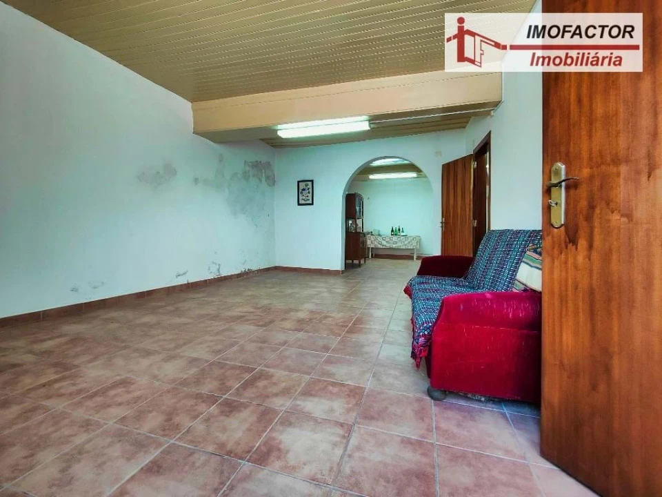 Moradia T2 para Venda em Alpedrinha Foto 4