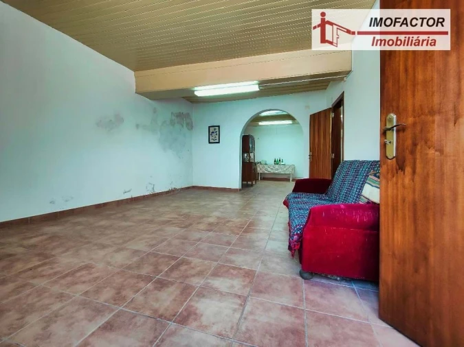 Moradia T2 para Venda em Alpedrinha Foto 4