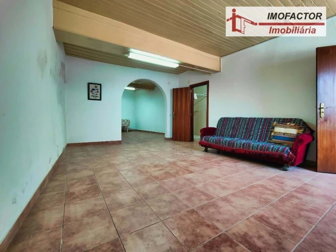 Moradia T2 para Venda em Alpedrinha Foto 5