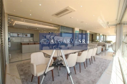 Apartamento T5 para Venda em Lagos (São Sebastião e Santa Maria)