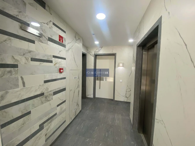 Apartamento T2 para Venda em Lagos (São Sebastião e Santa Maria) Foto 17