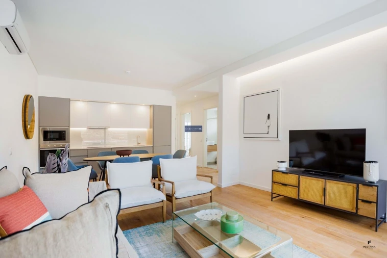 Apartamento T3 para Venda em Estômbar e Parchal Foto 2