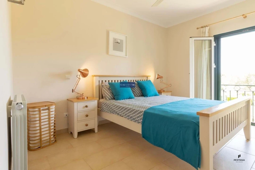 Apartamento T3 para Venda em Estômbar e Parchal Foto 22