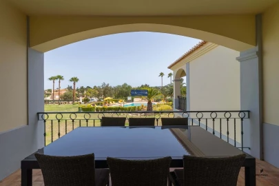 Apartamento T3 para Venda em Estômbar e Parchal