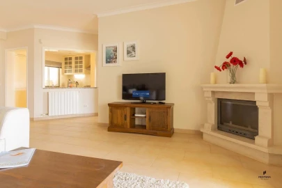 Apartamento T3 para Venda em Estômbar e Parchal