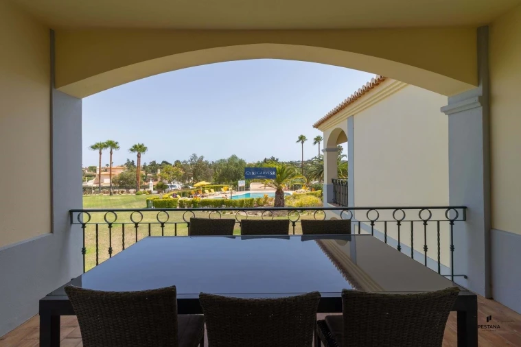 Apartamento T3 para Venda em Estômbar e Parchal Foto 13