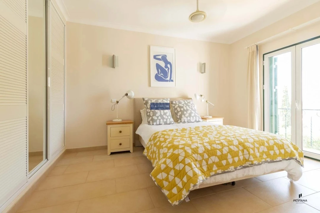 Apartamento T3 para Venda em Estômbar e Parchal Foto 19