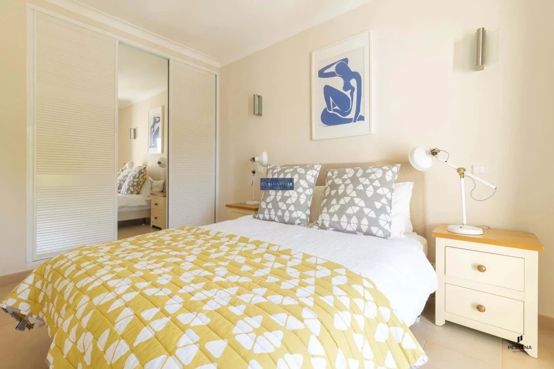 Apartamento T3 para Venda em Estômbar e Parchal Foto 18