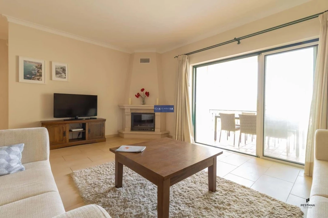 Apartamento T3 para Venda em Estômbar e Parchal Foto 4