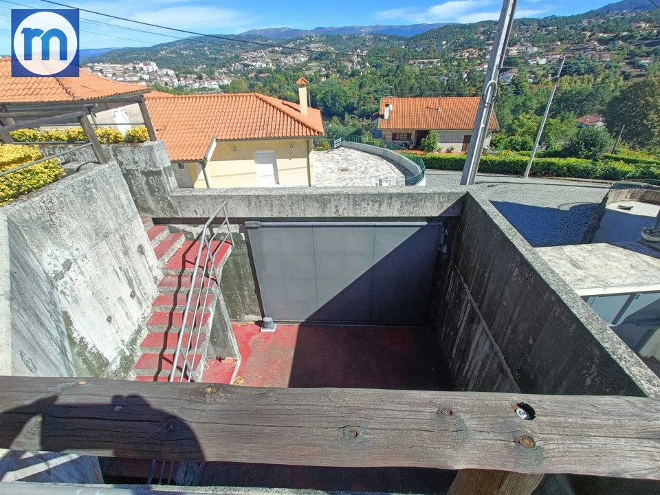 Moradia T6 para Venda em Amarante (São Gonçalo), Madalena, Cepelos e Gatão Foto 37