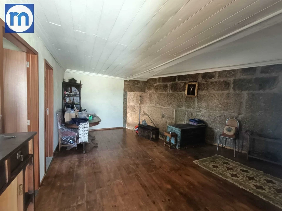 Moradia T6 para Venda em Amarante (São Gonçalo), Madalena, Cepelos e Gatão Foto 5