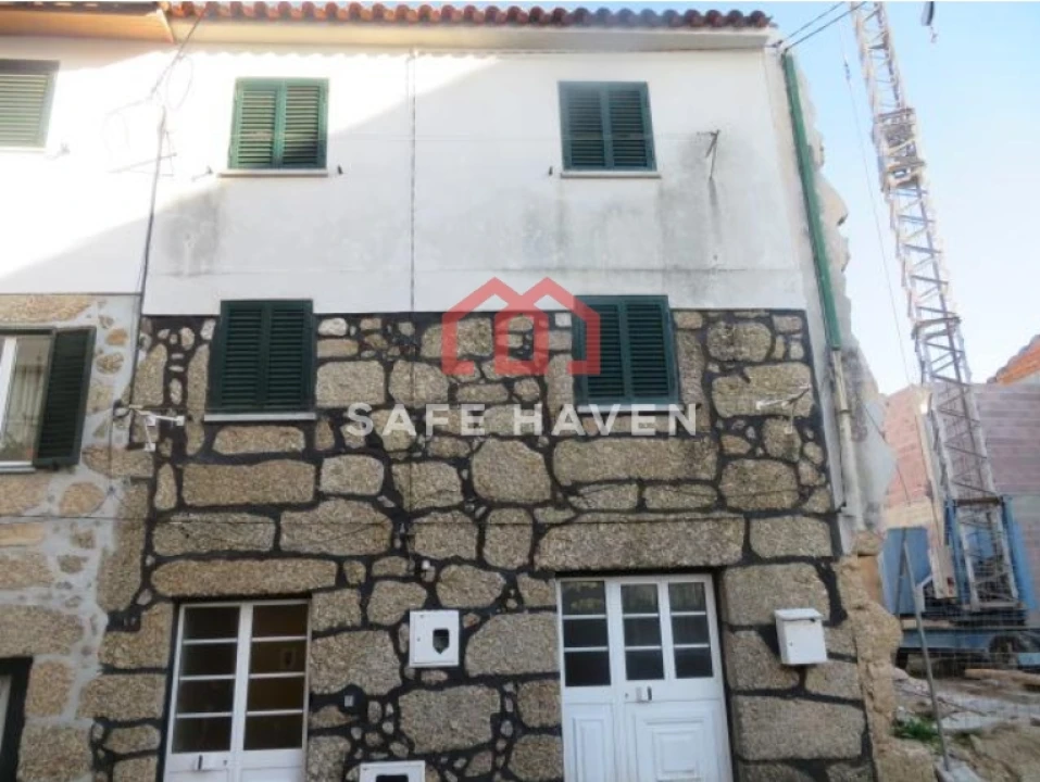 Moradia T1 para Venda em Candosa Foto 2