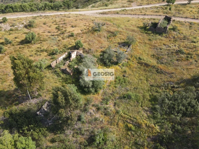 Quinta T2 para Venda em São Barnabe Foto 2