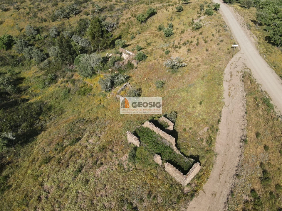 Quinta T2 para Venda em São Barnabe Foto 1