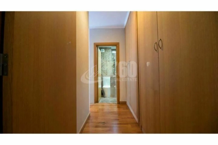 Apartamento T4 para Venda em Espinho Foto 12