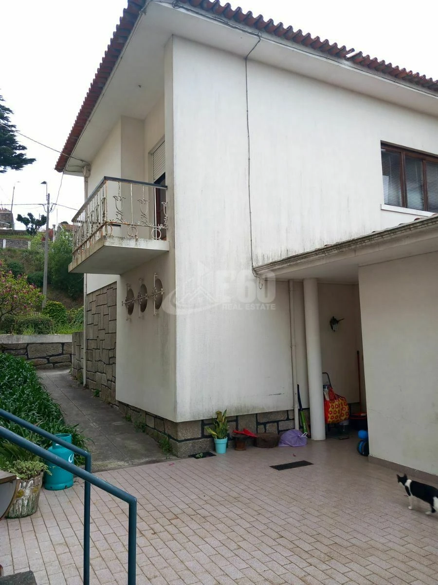 Moradia T7 para Venda em Pedroso e Seixezelo Foto 12