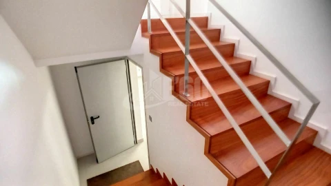 Moradia T4 para Venda em Espinho