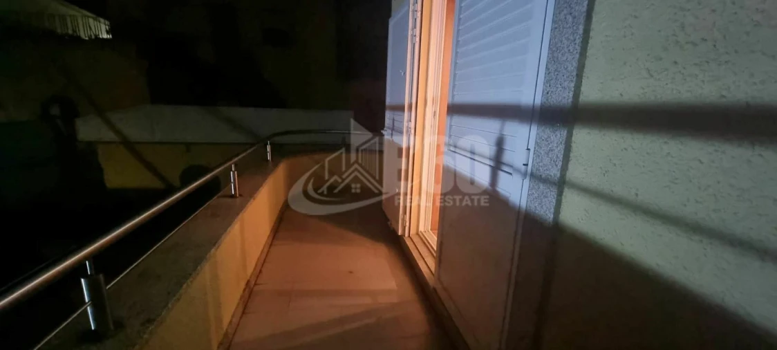 Moradia T6 para Venda em Serzedo e Perosinho Foto 16
