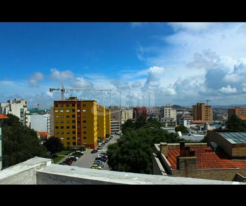Apartamento T2 para Venda em Mafamude e Vilar do Paraíso Foto 1