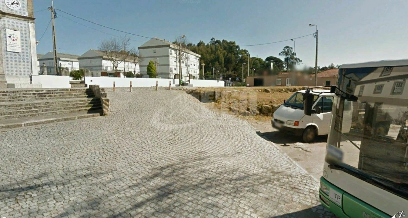 Moradia T2 para Venda em Santa Marinha e São Pedro da Afurada Foto 4