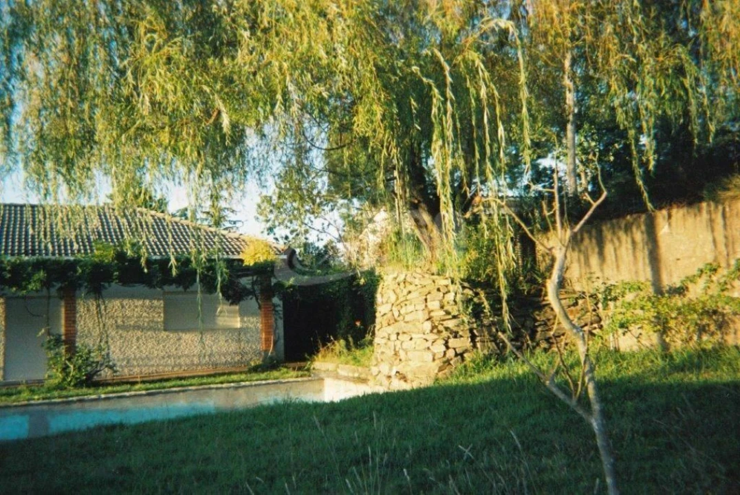 Moradia T6 para Venda em Sobrado e Bairros Foto 2