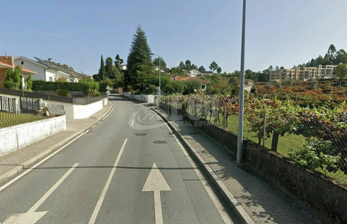 Moradia T6 para Venda em Sobrado e Bairros Foto 5