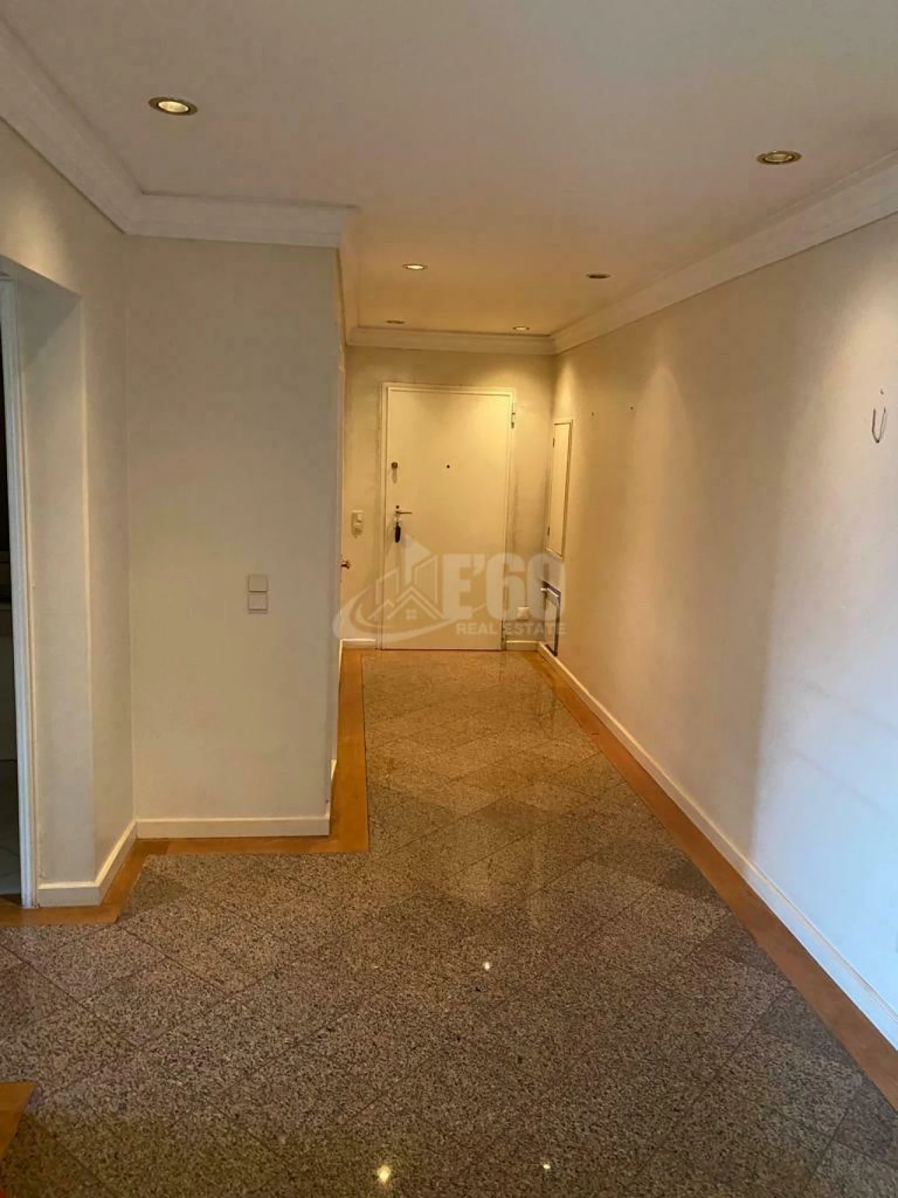 Apartamento T4 para Venda em Mafamude e Vilar do Paraíso Foto 20