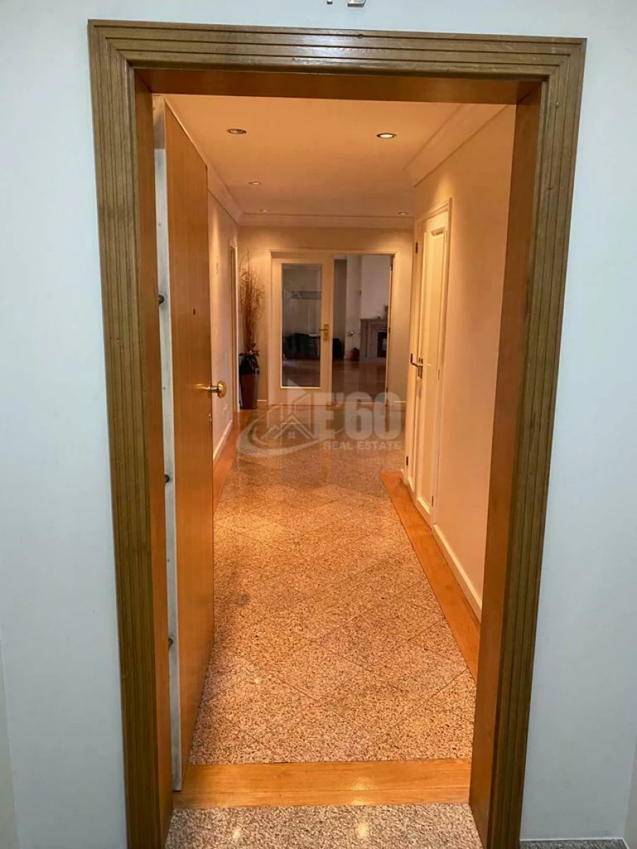 Apartamento T4 para Venda em Mafamude e Vilar do Paraíso Foto 7