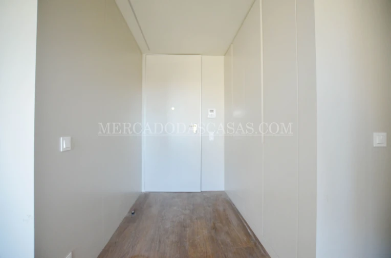 Apartamento T3 para Venda em Espinho Foto 15