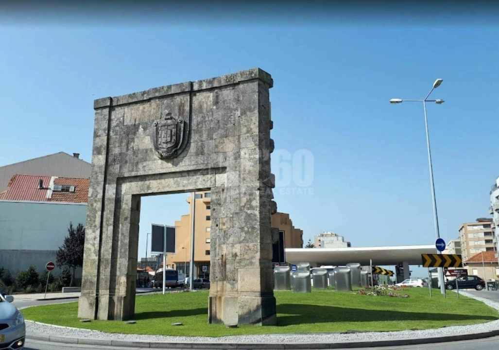 Apartamento T3 para Venda em Mafamude e Vilar do Paraíso Foto 8