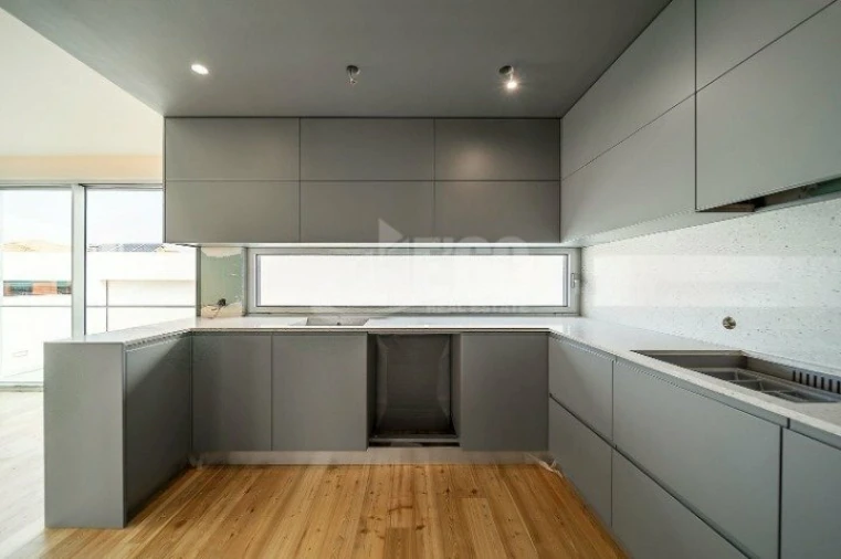 Moradia T4 para Venda em Canidelo Foto 8